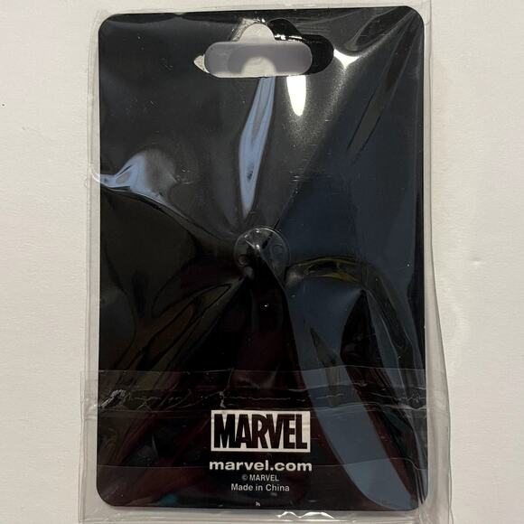 SDCC 2015 Exclusive Marvel Pin Avengers Ultron Skottie Young Incentive Comic Con - Picture 2 of 2
